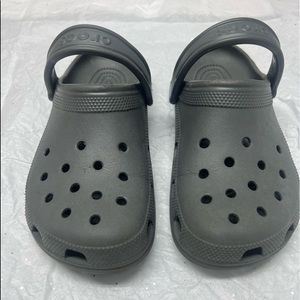 Unisex gray Crocs